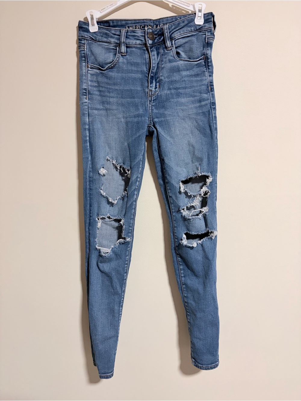American Eagle Outfitters Light Blue Ripped Skinny Jeans